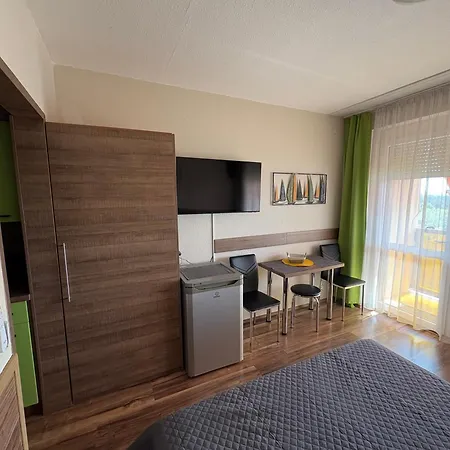 Aranyhíd 911 * Siófok